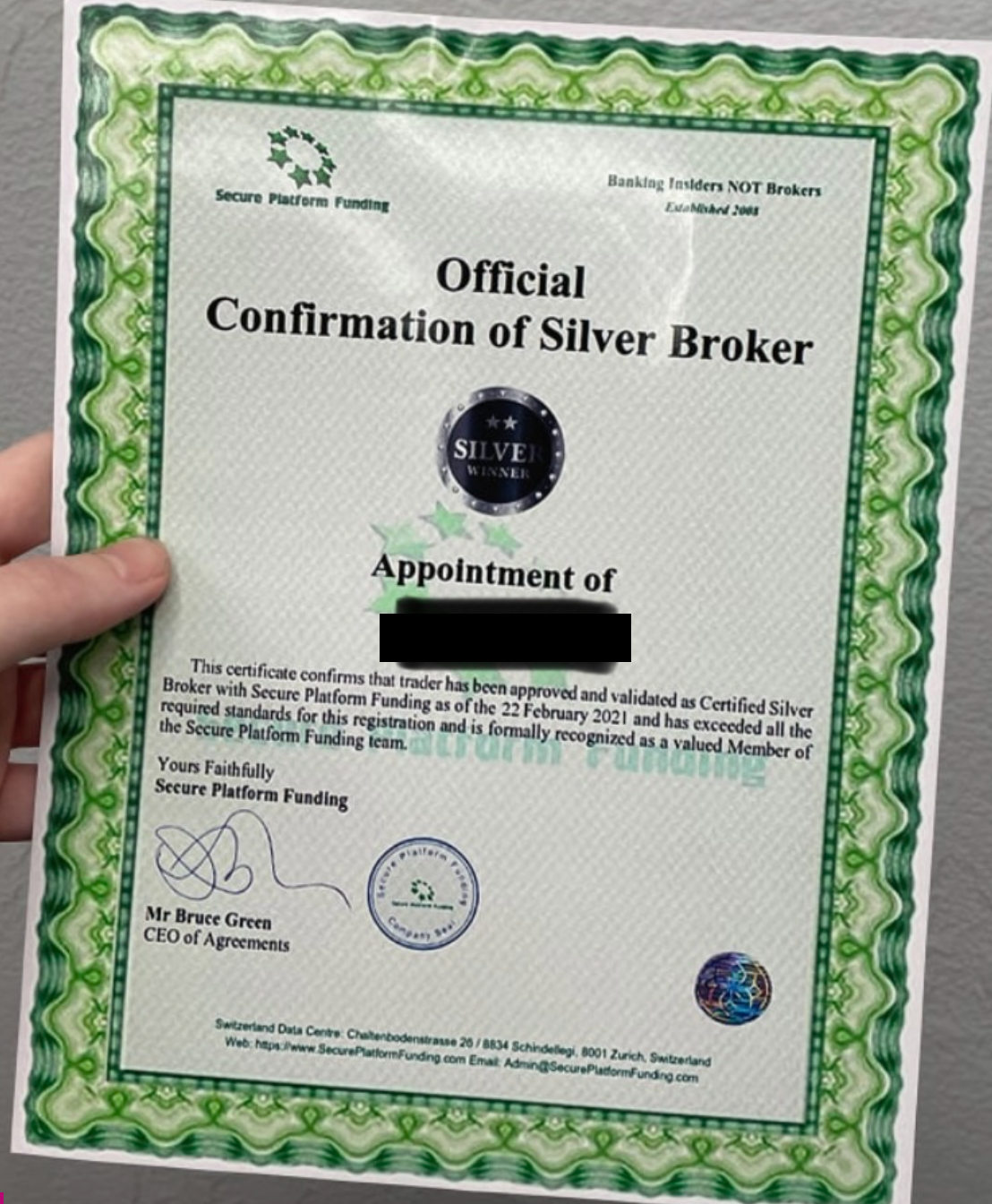 Truffa MoonPay falsa certificazione 