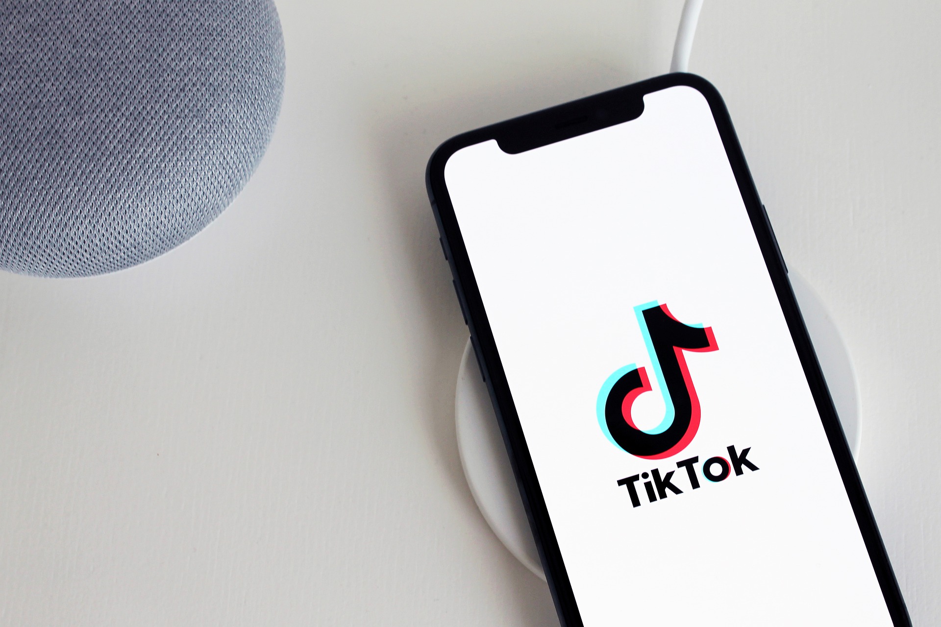 Diffamazione su TikTok: cosa fare e come chiedere la rimozione del video