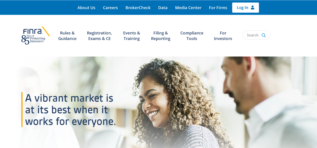 finra.org: cuidado con la estafa. Trading en línea falso