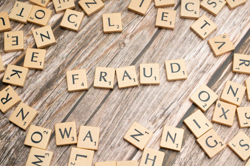 royalfinancial.ne: avis, arnaque ou pas? Est-il possible de récupérer l’argent?