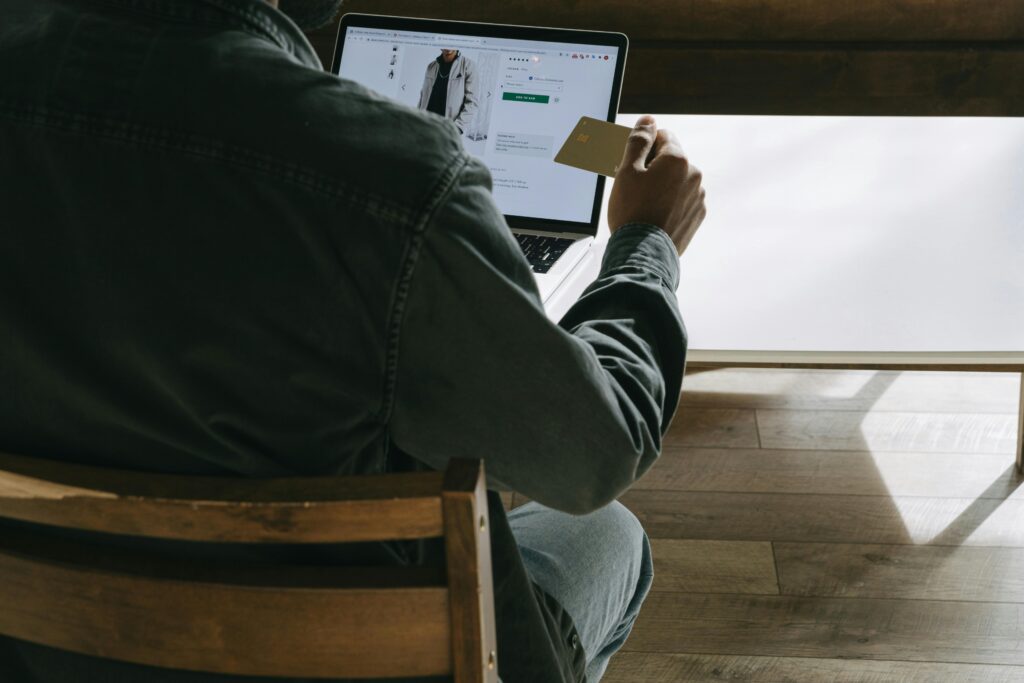 sheersmarkets: avis arnaques en ligne. Avocat fraude en ligne