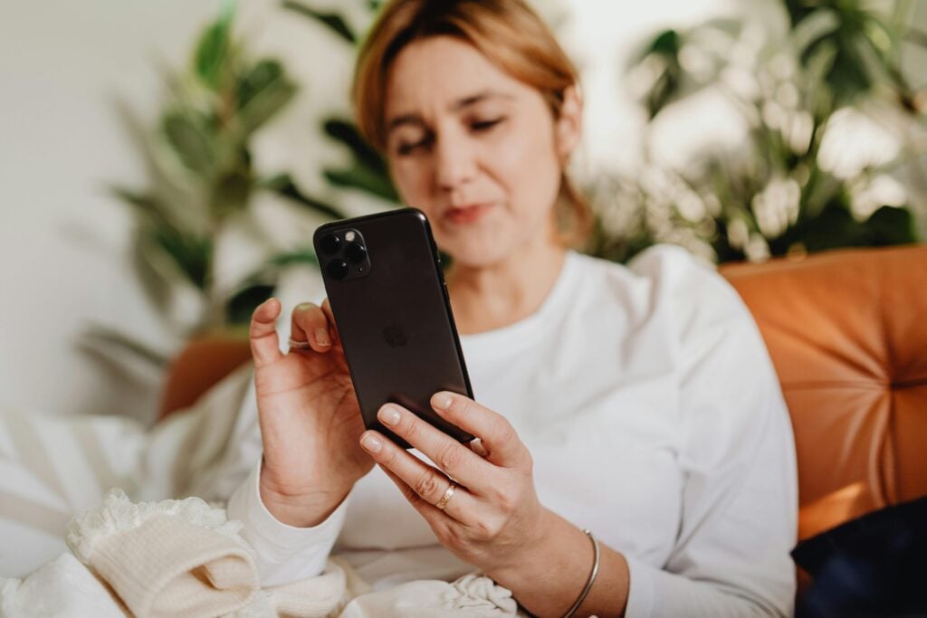 App Parexism consultingkft: attenzione alla truffa. Falso trading on line