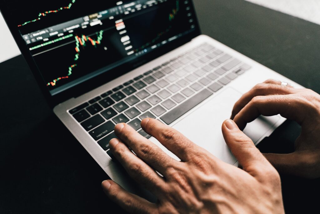 cfd.libertyinvestedlimited.com: attenzione alla truffa. Falso trading on line